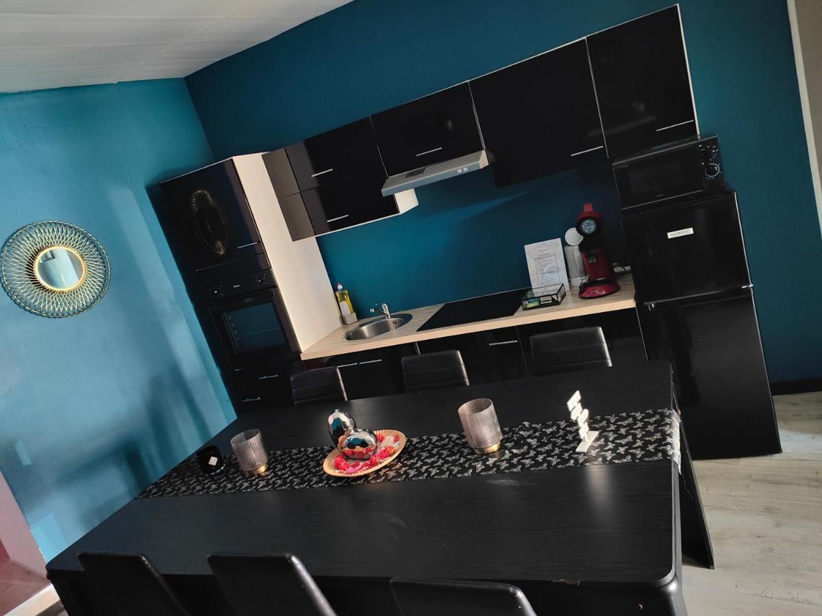 Logement Privatif Avec Jacuzzi Bergues Exterior foto